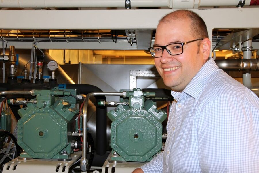 Espen Rønning ønsker flere bygg med fleksible oppvarmingssystemer, slik som vannbåren varme.