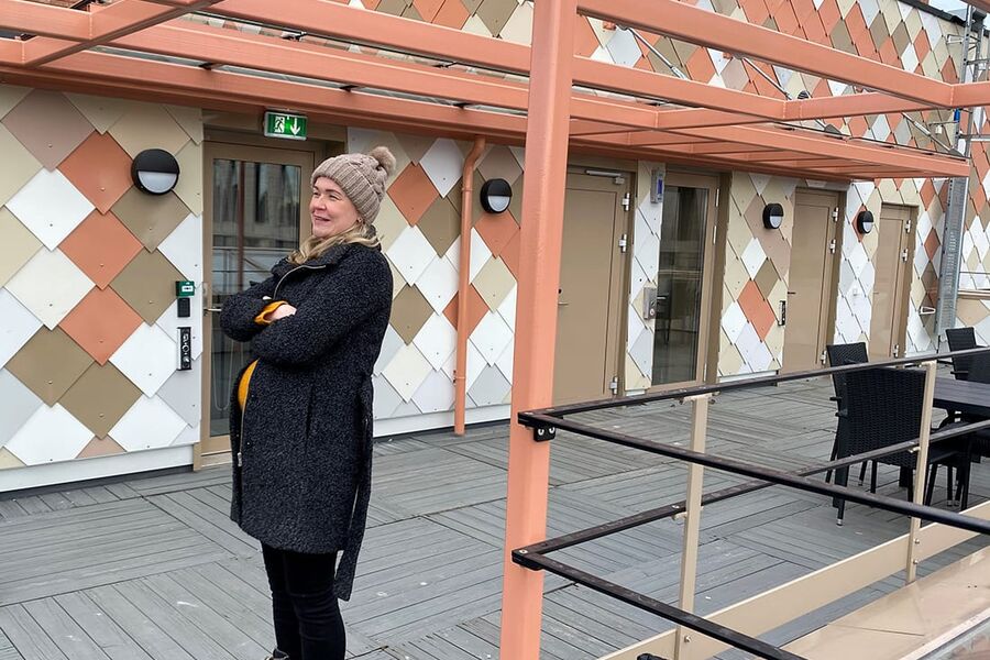 -Tanken bak Rehub er å gjøre ombruk til et naturlig valg i byggeprosjekter. Da må vi gjøre prosessen enkel og trygg, for begge parter. Det gjør du enkelt på rehub.no, sier Sunniva Baarnes. Foto: Terje Elvsaas, Rambøll