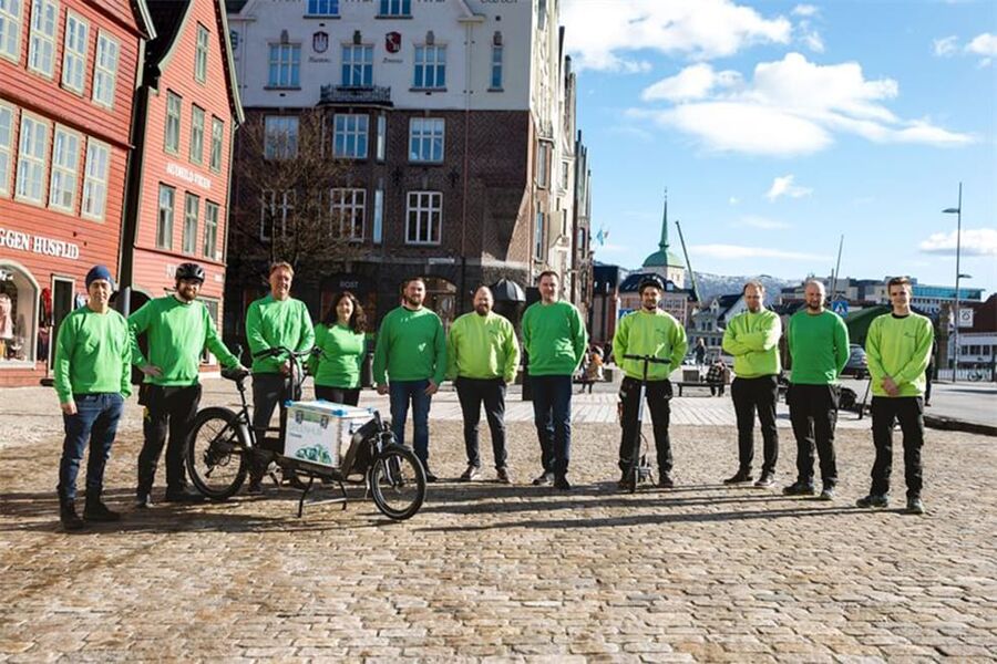 GreenHub i Bergen ble offisielt åpnet tirsdag 13. april 2021. Medarbeiderne på GreenHub fikk møte Bergens ordfører, Marte Mjøs Persen, på Teams under åpningen.