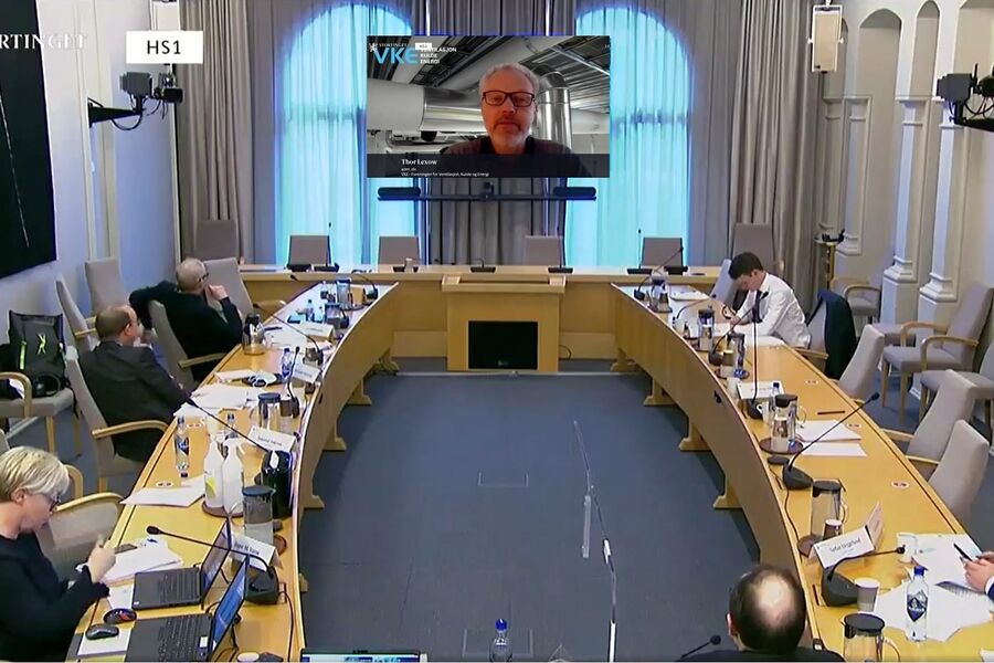 Thor Lexow, adm.dir i VKE, med innspill på Klimaplanen 2021 - 2030 til Stortingets Energi og miljøkomité.
