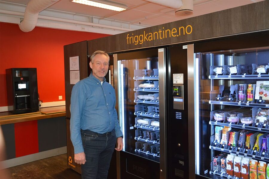 Driftssjef Region Oslo / Akershus, Ove Røn i BD, er glad for at de har klart å holde alle servicesentrene oppe i hele pandemiperioden.  Vi har gjort mange grep som har vært helt nødvendige for å opprettholde sikkerheten til både våre medarbeidere, og våre gode kunder. Så langt har dette gått veldig bra, så vi fortsetter med tiltakene så lenge situasjonen er som den er, sier Ove Røn.