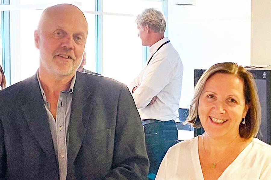 Dag Bøhler, prosjektdirektør i Sykehusbygg HF og Grethe Bergly, konsernsjef i Multiconsult.
