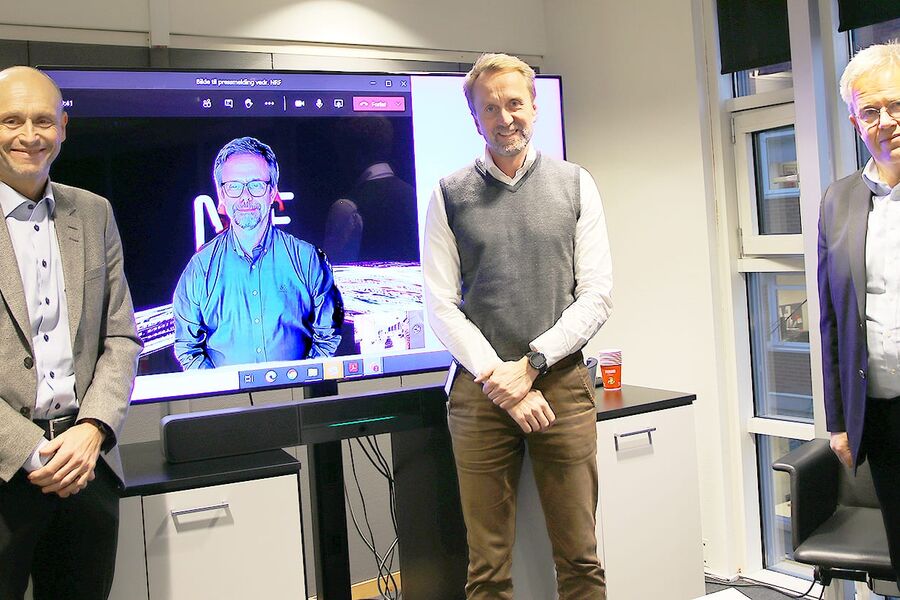 Sammen blir vi sterkere sier f.v Rune Flengsrud, Terje Røising, Øyvind Skarholt og Jon Karlsen. Foto: Arve Brekkhus Bygg.no 