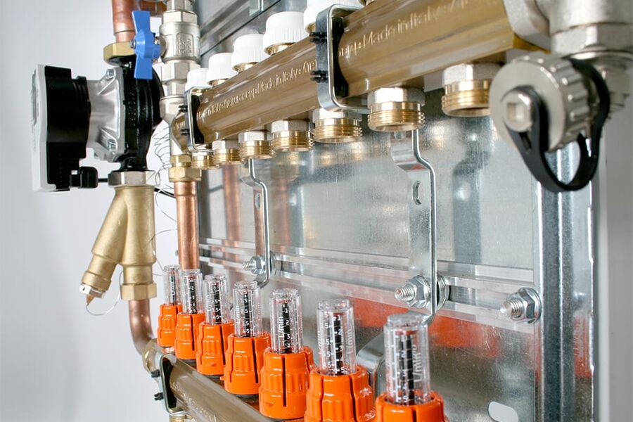 IVAR fjernvarmeskap radiator.