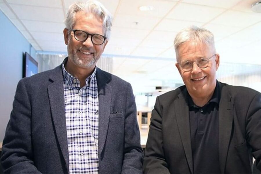 Jon Sandnes, adm. dir. i BNL, og Jon Karlsen som har ledet arbeidet med Digitalt veikart 2.0 for BNL.