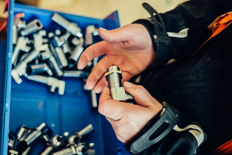 Illustrasjonsfoto Rørlegger med utstyr