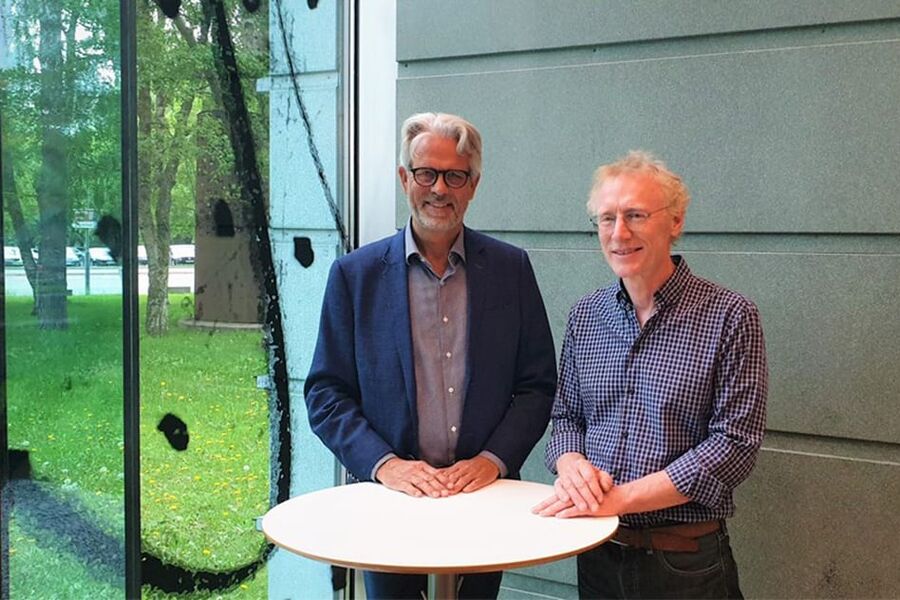 Jon Sandnes, adm. direktør i BNL, og Steinar Krogstad, nestleder i Fellesforbundet.