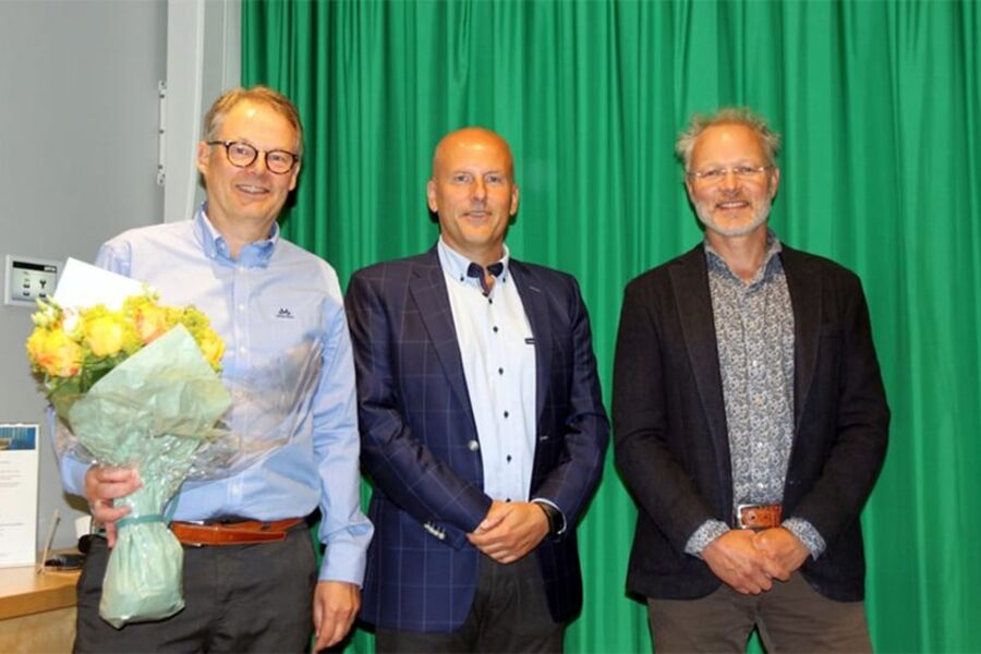 Steinar Holm avtroppende styreleder, Knut Skogstad ny styreleder og Thor Lexow. 