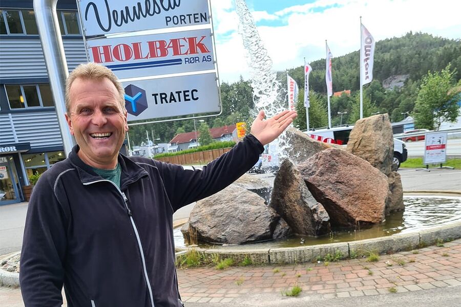 - Det har vært en ryddig og ordentlig prosess mellom VVS Norge og meg, og nå kan jeg endelig ha råderett over egen bedrift igjen, sier Steinar Holbæk, daglig leder i Holbæk Rør.