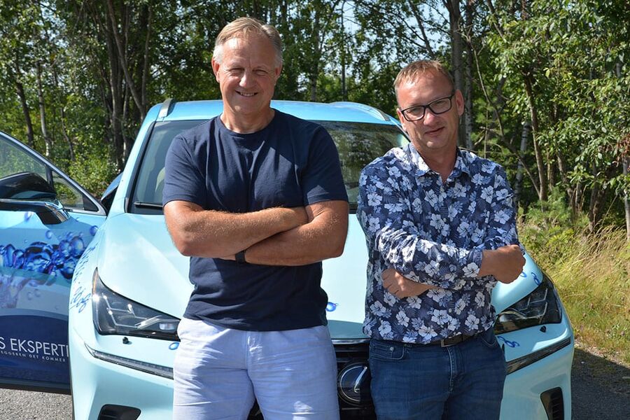 Styreleder Helge Ranheim ( tv), og daglig leder Kai Johnsen i VVS Eksperten, opplever en fantastisk lagånd i hele rørleggerkjeden.- Dette sprer seg tydeligvis i markedet, siden vi får flere og flere henvendelser fra både nye rørleggerbedrifter og leverandører, sier de to.  