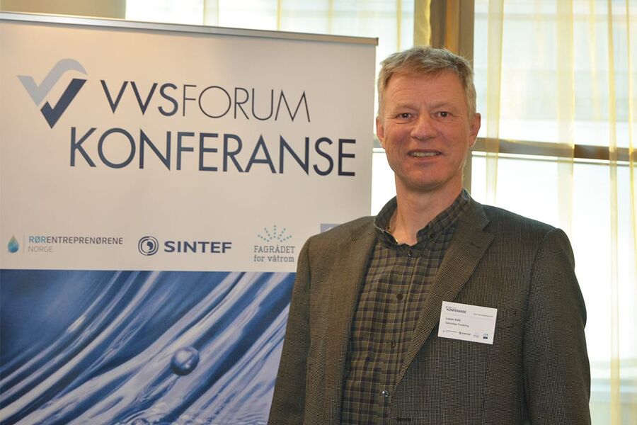 Rørentreprenørene Norges forsikringssamarbeidspartner Gjensidige Forsikring ASA taper store beløp på den avtalte ansvarsforsikringen.  Vi må sammen forsøke å få ned vannskadene. Samtidig må vi se oss i speilet og erkjenne at det også er vår 
prising som gjør at dette ikke går i hop, sier Lasse Vold hos Gjensidige. 