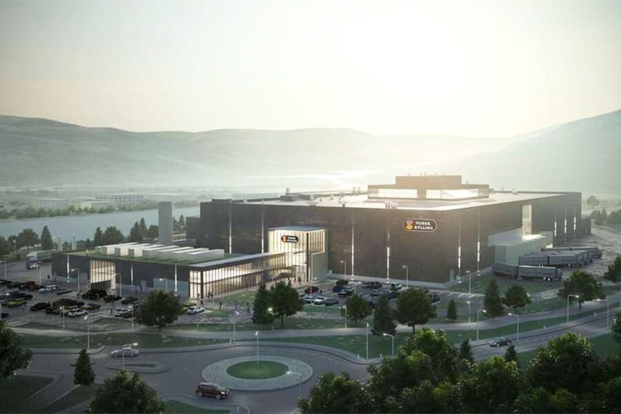 Norsk Kyllings nye fabrikk ca. 35 000 m2 i Orkanger har ambisjoner om å bli verdens mest energismarte produksjonsanlegg. En av brikkene i klimaregnskapet, er plassbygde aggregater fra VoltAir. Bravidas kontrakt har en ramme på 300 millioner kroner og er den største avtalen de har inngått i nyere tid.