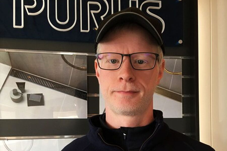 Jo Erlend Os, daglig leder i Os Rør i Møre og Romsdal, forteller at de ikke har permittert noen av de ansatte. 