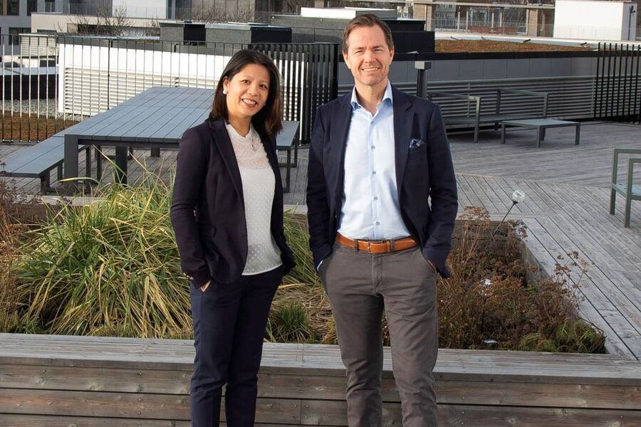 Lyna Tran, direktør for strategi og forretningsutvikling i VVS Norge, og Direktør i Metier OEC, Henning Bækken.
