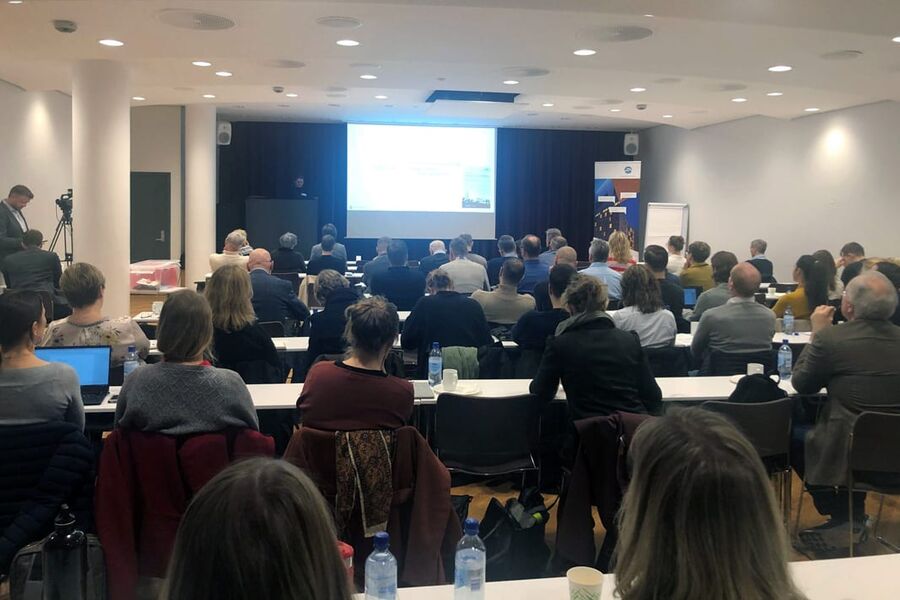 Foto (Trond Brekke, RIF): Fullt hus på RIF og AiNs frokostmøte om samspillsveilederen