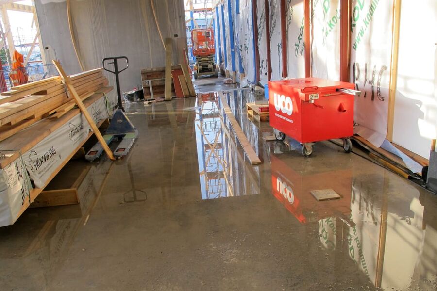 Nybygg hvor elementer er ferdig montert. Herfra må alt gjøres riktig for å unngå skader i ferdig bygning. Foto: Mycoteam