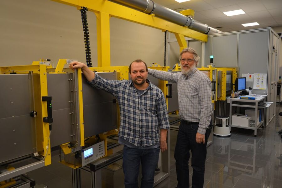 Fra venstre salgssjef Denis Osmancevic i Interfil selskapet, og Vegard Ottesen som er faglig rådgiver og produktutvikler ved Interfil.