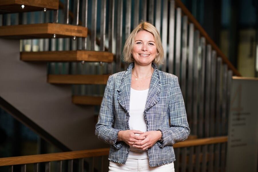 Iselin Bauer Seeberg, advokat og forhandler i BNL inviterer til tariffkurs for både de som er tariffbundet, men også bedrifter som vurderer dette. Foto: Moment Studio.

