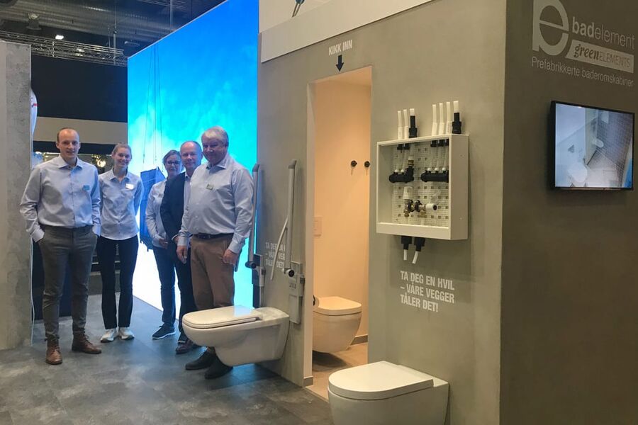 Badelement er på plass under Bygg Reis Deg 2019.