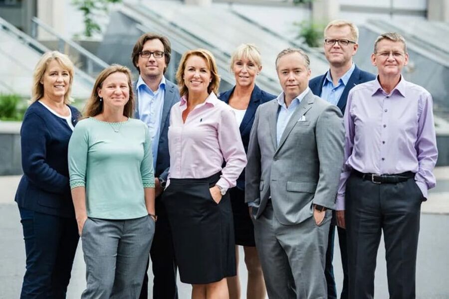 RIFs administrasjon. F.v. Anne Holstad, Anja Salut, Morten Gran, Liv Kari Skudal Hansteen, Marit Vestby Knudsen, Trond Cornelius Brekke. Ari Soilammi og Clas Svantesson. Bjørn Erik Berg var ikke tilstede da bildet ble tatt. Foto: Nicolas Tourrenc