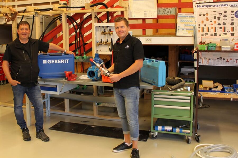 Hans Martin Pedersen, faglærer på KEM-linjen ved Kvaløy VGS i Tromsø. og Raymond Brattsti, opplæringskonsulent ved BYGGOPP.