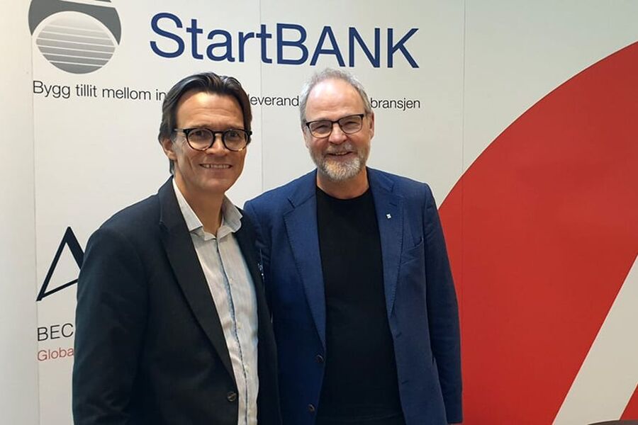 Frokostmøte på Næringslivets hus fredag 21. juni. Fra venstre: Carsten Krøger i StartBANK og Jørgen Leegaard i BNL.