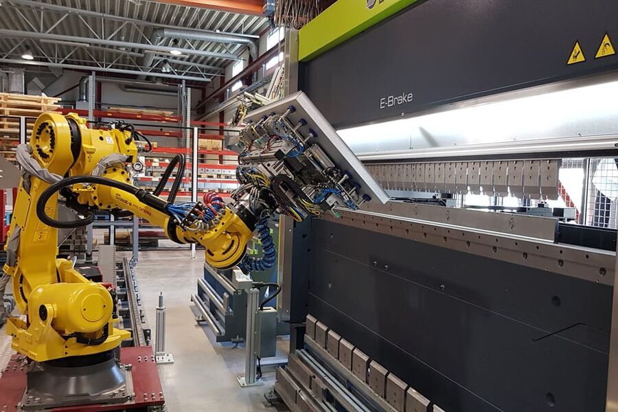 Illustrasjonsbilde: Roboter i produksjon hos Systemair på Eidsvoll. 