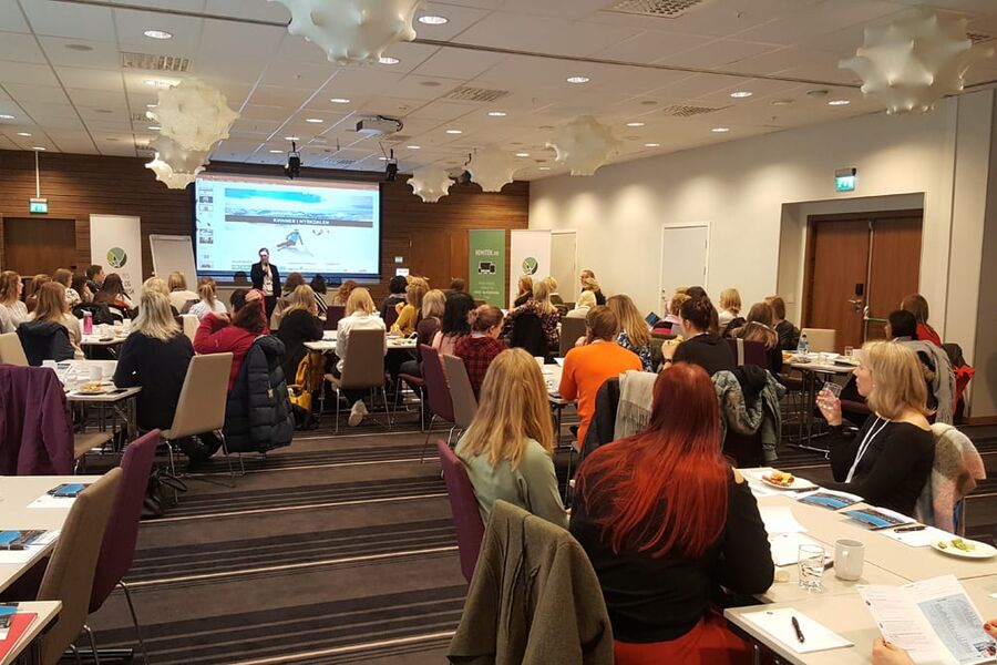 Hele 70 kvinnlige deltakere deltok på den første samlingen i 2019, hvor man ønsker å samle kvinner i en mannsdominert bransje for å skape nettverk og lære om kommunikasjon, roller og samspill i arbeidslivet og selvledelse.