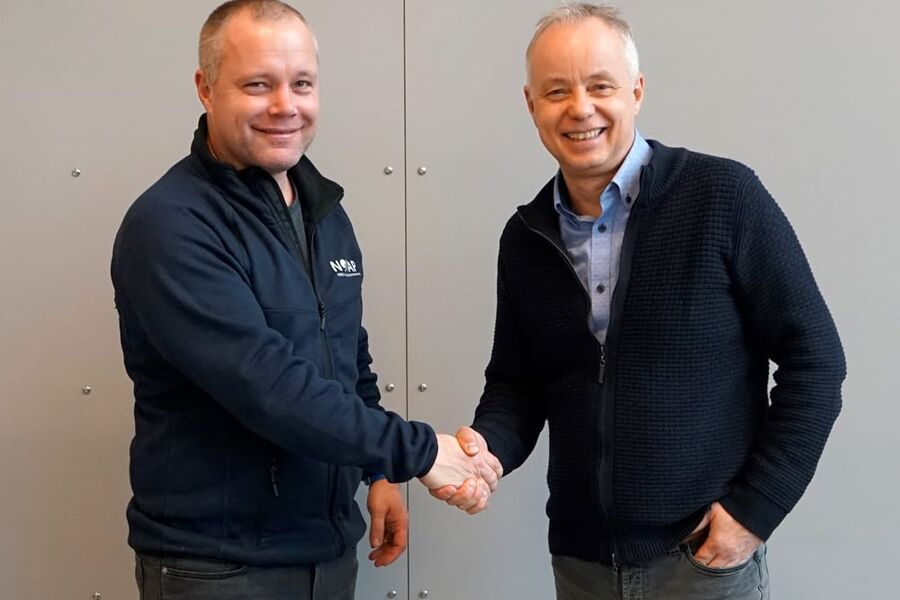 Læreplassjeger Thomas Bergersen har signert kontrakt med VKE