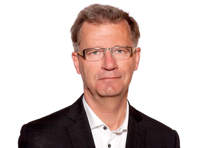 - Kravet om at 10 prosent av oppdraget skal utføres av lærlinger kan være vanskelig å innfri, sier Oslo kommunes finansbyråd Robert Steen. Finansbyråden  presiserer at lærlingkravet kun gjelder på områder der det er behov for lærlinger. Pressefoto Oslo Byråd, Sturlason. 