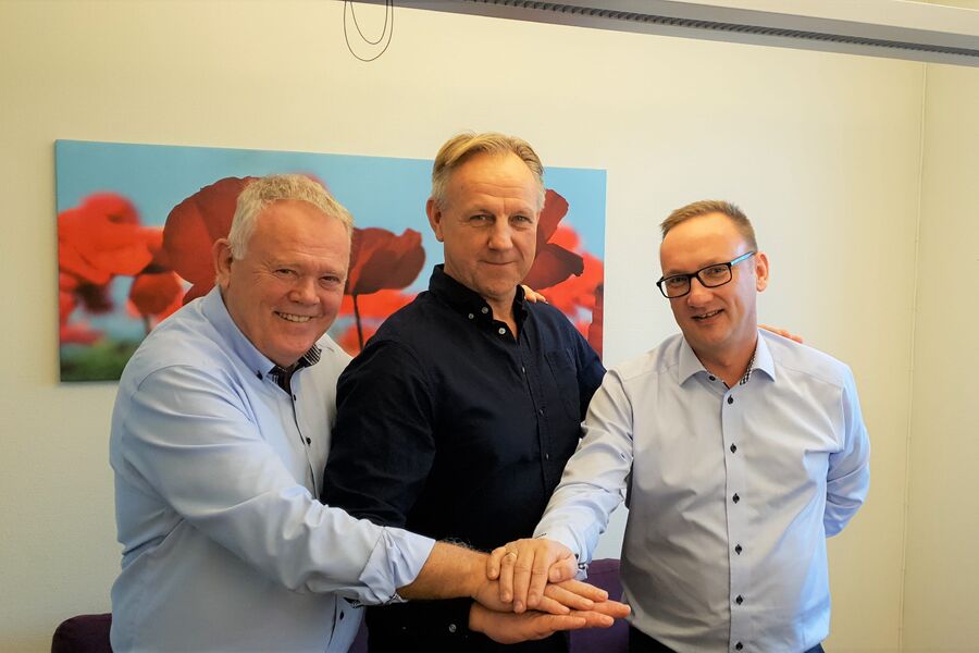 VVS Eksperten har ansatt Kai Johnsen som ny daglig leder av kjeden fra 1.april 2019. Offentliggjøringen skjedde på  kjedens kontor i dag. Fra venstre daglig leder i VVS Eksperten Jan Vang, styreleder i kjeden, Helge Ranheim, og Kai Johnsen. 