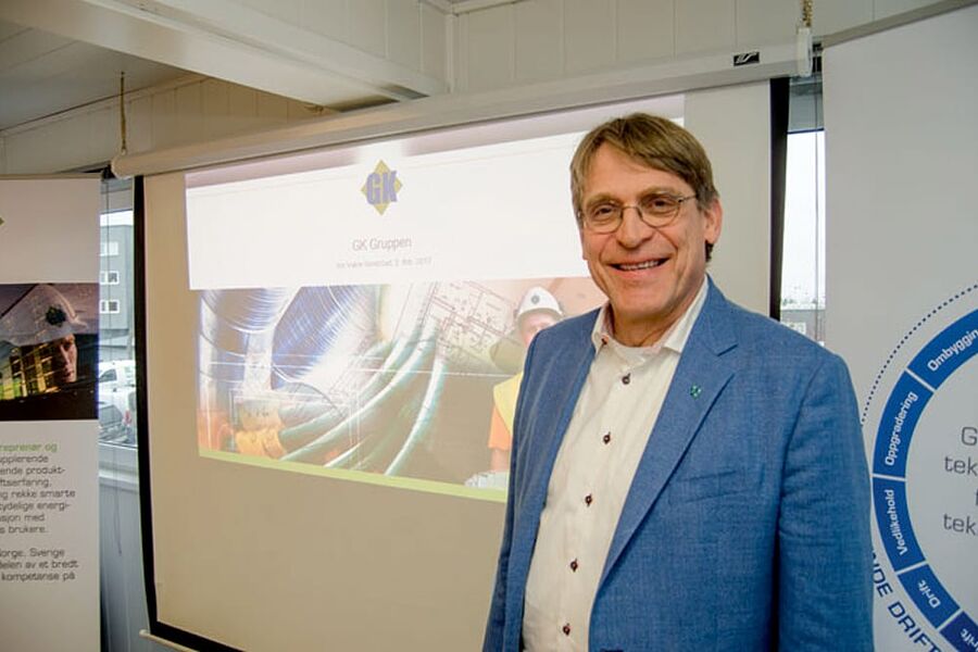Konsernsjef Jon Valen-Sendstad i GK Gruppen, lovpriser Undervisningsbyggs nye miljø- og enegistrategi. 