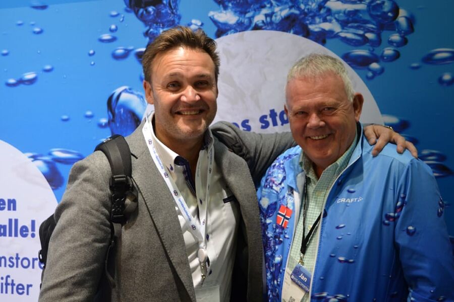 Daglig leder i Rørkjøp, Frank Olsen, og leder av VVS Eksperten, Jan Vang, danner et nytt felles innkjøpsselskap. Begge kjedene vil fortsette som to selvstendige kjeder. 