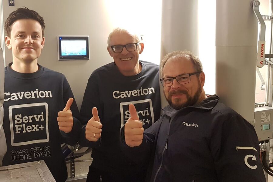 Kunden er imponert over leveransen, så Caverions vinnerlag fra Gjøvik har all grunn til å smile (f.v. Halvor Kubberud: Prosjektering, CAD og programmerer, Knut Haugen: Supervisor Programmeringsingeniør og Per Håkon S Hermanrud: Prosjektleder, Team Leader). 