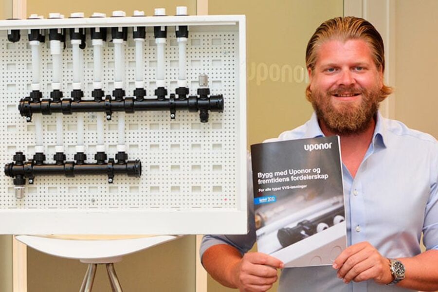 Uponor tilbyr nå en helt ny generasjon skap. - Hele serien med fordelerskap har vært gjennom en betydelig oppgradering, forteller Jan-Olav Karlsen, Distriktsansvarlig Oslo og omegn for Uponor.