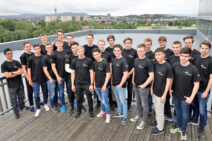 Illustrasjonsfoto: Lærlinger i Bravida.