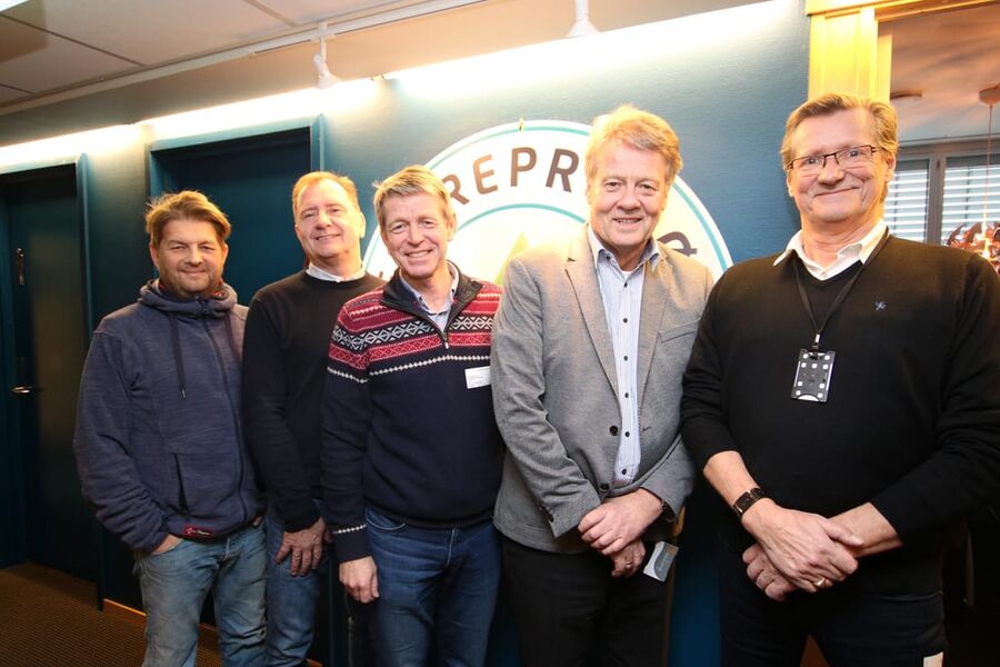  Disse tre faggruppene ønsker et sterkere fokus på vannskader. Fra venstre: Are Skaar Nilsen, Oddgeir Tobiassen, Lars-Erik Fiskum, Tor Backe og Bjørn Grimsrud.