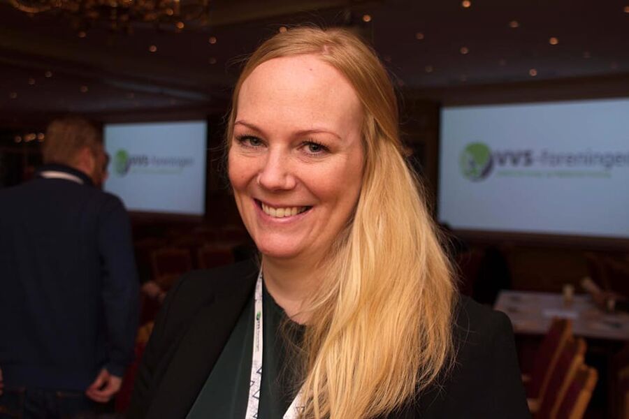 Anita Topdal er aktivi VVS-foreningen, avdelig Bergen, og, er med i arrangementskomitèn for Solstrandkonferansen. 