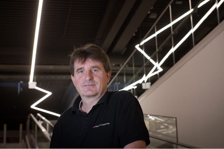 Lars Christian Hansen er driftssjef ved Buskerud Storsenter. For større bygninger har driftspersonalet en nøkkelrolle, men også miljøsjef/energileder trenger riktig kunnskap. Foto: Torbjørn Tandberg 