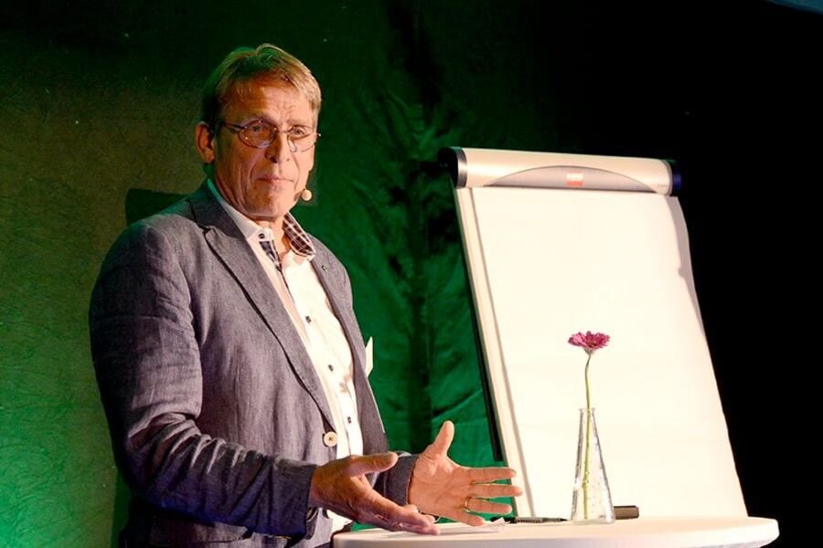 - Automatisering i bygninger er noe GK, og andre tekniske entreprenører, alltid har drevet med, i dette inkluderer det som nå populært heter IoT  Internet of Things, sier Jon Valen-Sendstad, konsernsjef i GK Gruppen AS. Foto: GK