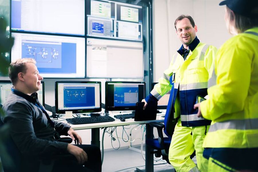 I et fjernovervåkningssenter som dette skal Caverion overvåke byggene