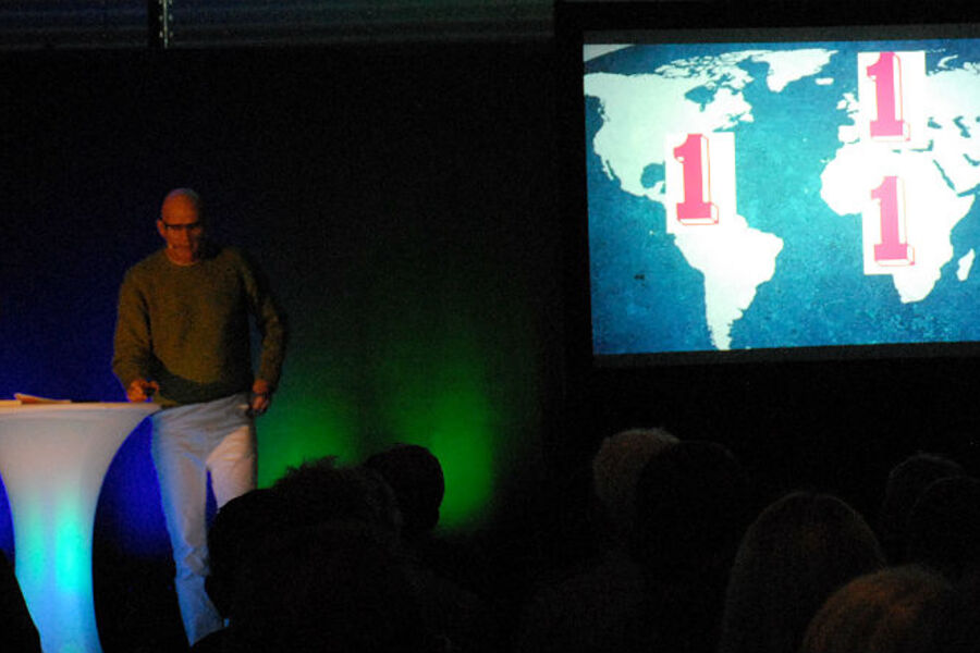 Kjell A. Nordström, økonom og fremtidsforsker fra Sverige viser hvor den store byveksten skjer i verden.