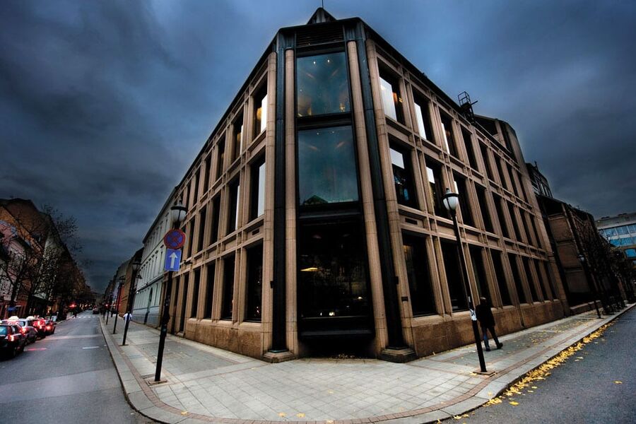 Illustrasjonsfoto: Hovedkontoret er tegnet av arkitektfirmaet Lund & Slaatto, og ble innviet 13. oktober 1986. Foto: André Clemetsen