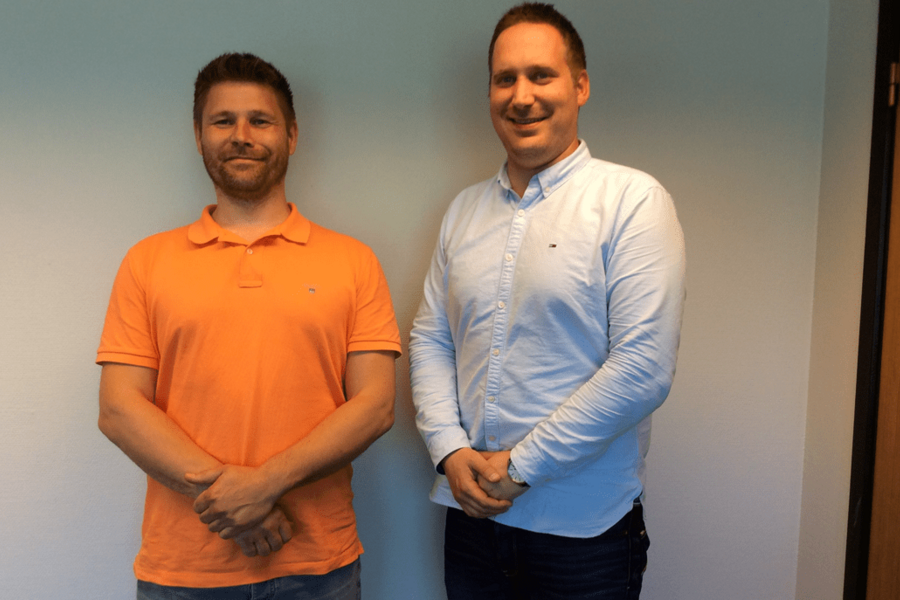 Fra venstre, Audun Skandsen og daglig leder Roar Svensen i Ragnar Svensen AS.