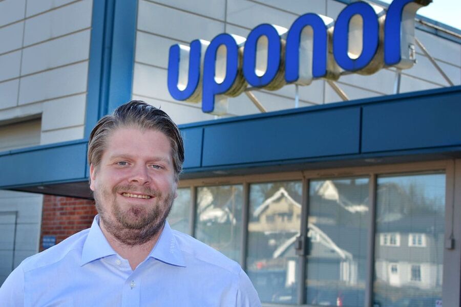 Uponor har fått en ny erfaren fagmann med på laget. Jan-Olav Karlsen er på plass som ny distriktsansvarlig. Han dekker Oslo og omegn fra kontoret i Smeltedigelen i Kværnerbyen.