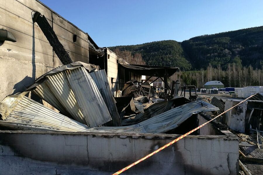 Skadene etter brannen ved Novema aggregaters fabrikk på Flå er omfattende. 