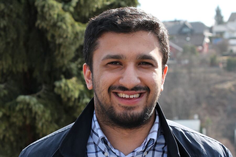 Mehrzad Naroei til Panasonic som selger og teknisk support for luft-vann varmepumper. 