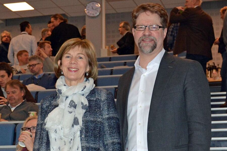Administrerende direktør Rigmor Hansen i Undervisningsbygg og ass. direktør i Utdanningsetaten, Dag Hovdhaugen.