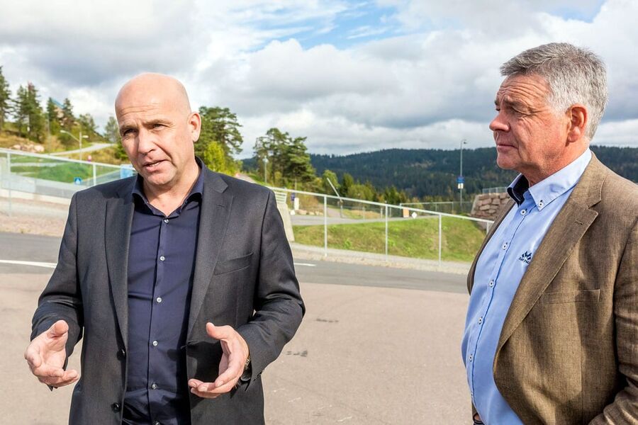 Adm. dir. Torkil Skancke Hansen og HR-sjef Knut Kjelsås i Assemblin går nye veier for å rekruttere medarbeidere.