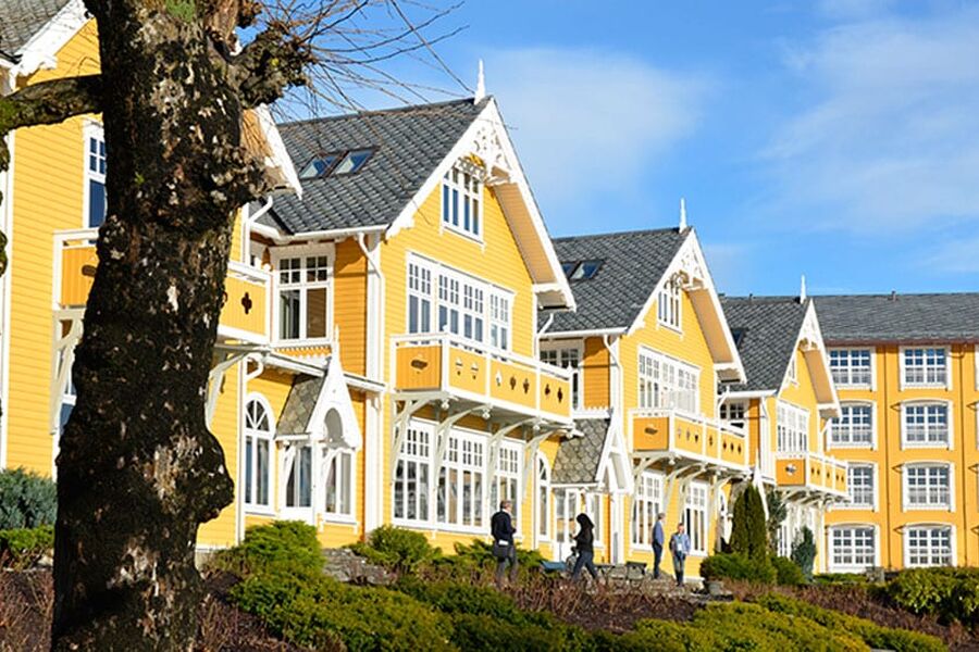 Solstrandkonferansen  avholdes på ærverdige Solstrand Hotell utenfor Bergen. 